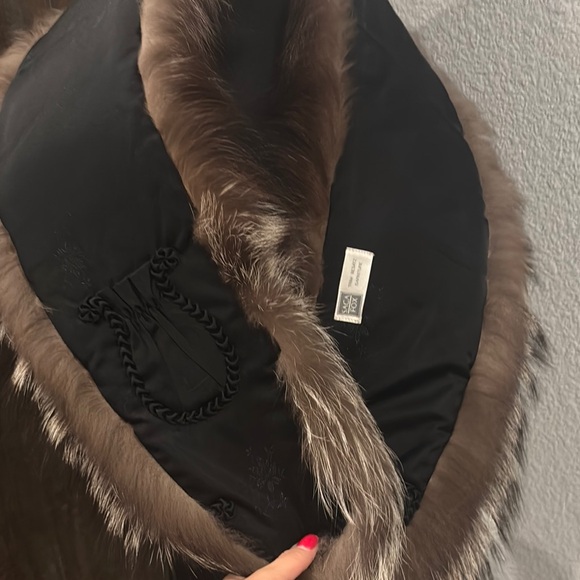Saga Fox Vintage Fur Women's scarf - Picture 6 of 11